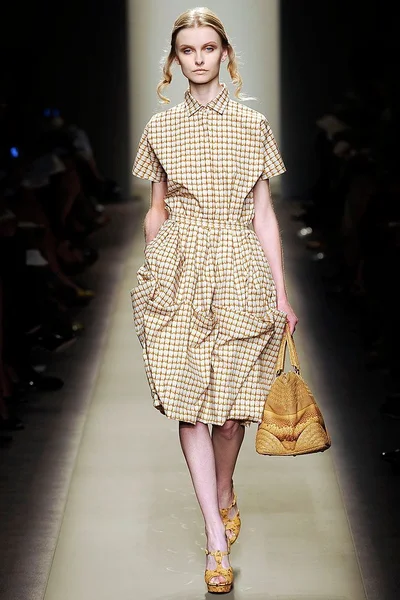 Look 26